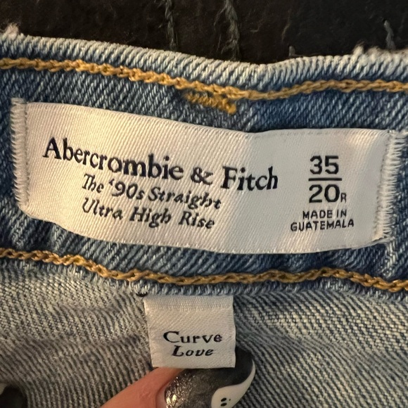 Abercrombie & Fitch Curve Love Ultra High Rise 90s Straight Jean Size 35 / 20R - Picture 2 of 4